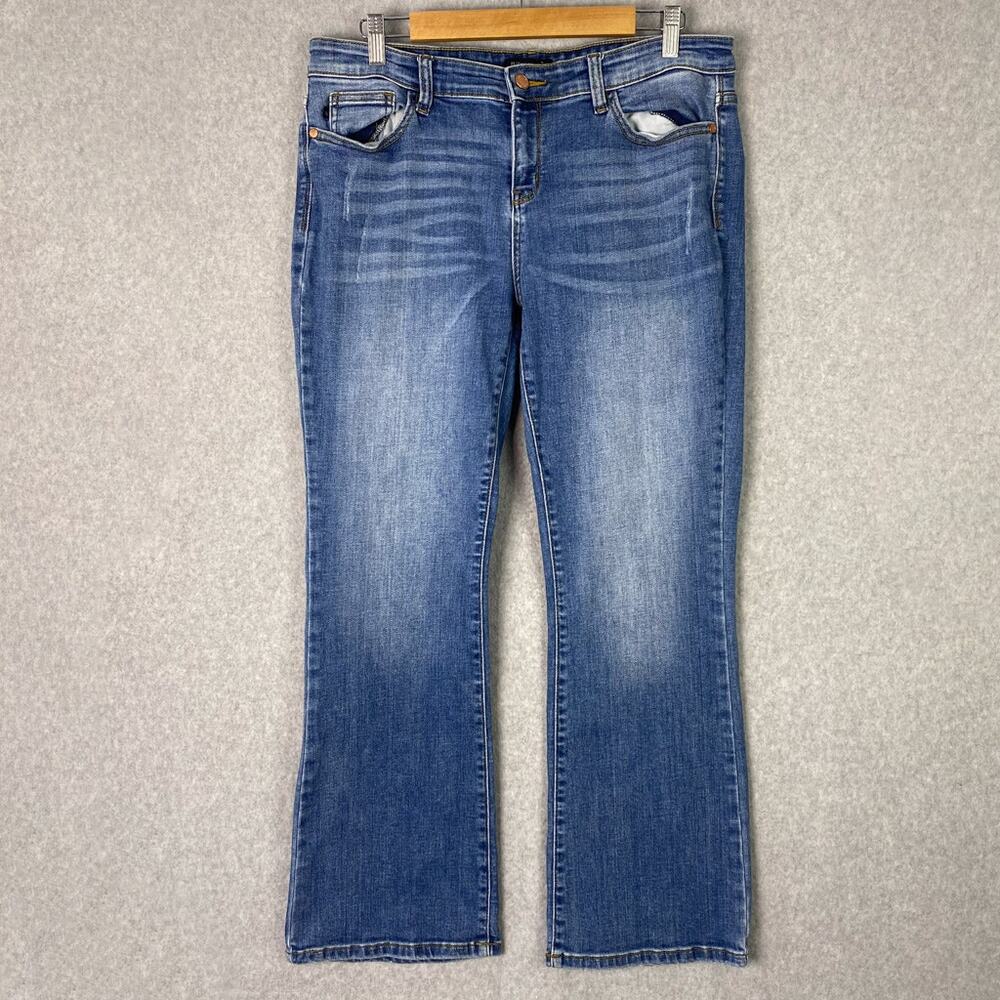 Judy Blue Womens 15/32 Mid Rise Boot Cut Jeans Medium Wash